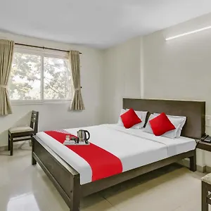 O Kalapurackal Residency Hotel Thekkady